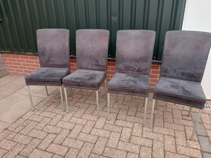 4 Antraciet Eetkamerstoelen Suède Look, Huis en Inrichting, Stoelen, Gebruikt, Vier, Stof, Grijs, Ophalen of Verzenden