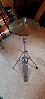 Twee hihat standaards (tama en onbekend), Muziek en Instrumenten, Drumstellen en Slagwerk, Ophalen, Gebruikt, Tama