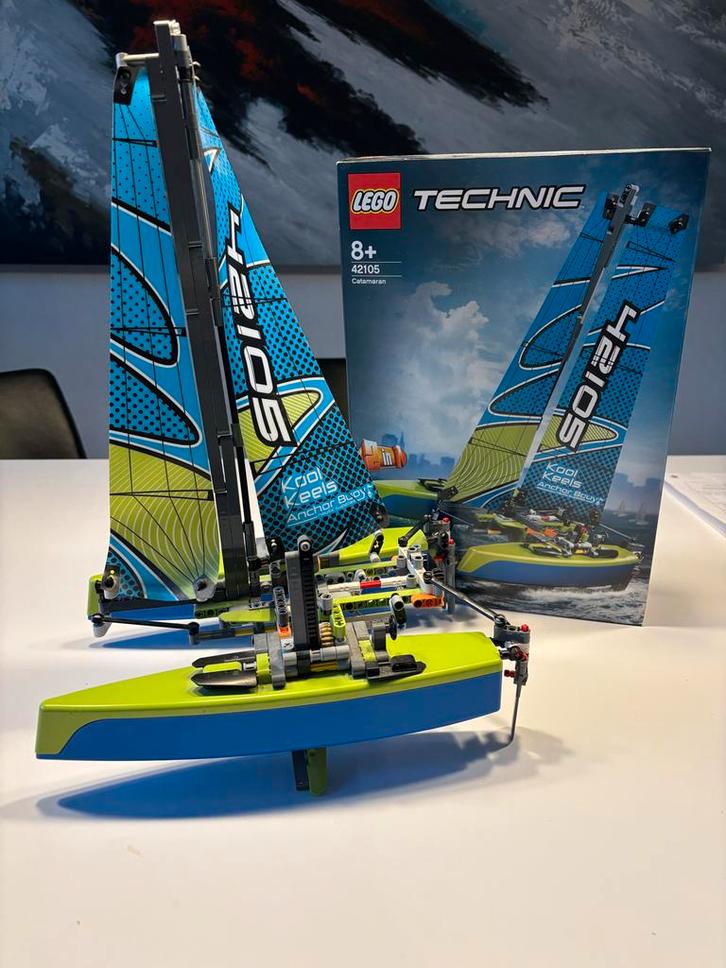 Lego Technic Catamaran 42105 - Zeilboot, Kinderen en Baby's, Speelgoed | Duplo en Lego, Zo goed als nieuw, Lego, Complete set