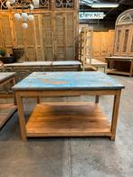 Antieke teakhouten presentatie tafels met mooie patina., Huis en Inrichting, Woonaccessoires | Overige, Ophalen of Verzenden
