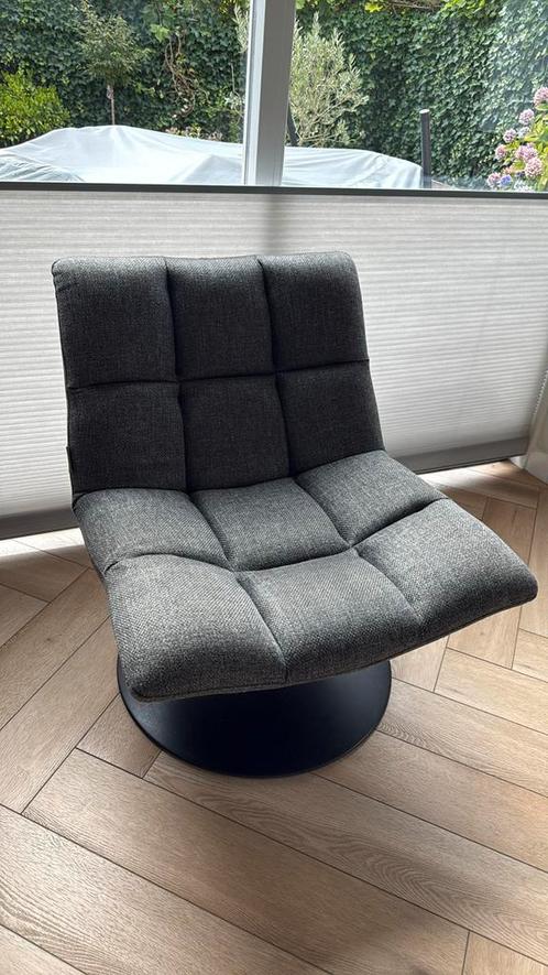 Fraaie grijze draaifauteuil, Huis en Inrichting, Fauteuils, Zo goed als nieuw, Stof, 50 tot 75 cm, Minder dan 75 cm, Ophalen