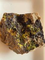 Pyromorphiet uit Schauinsland in Duitsland, Ophalen of Verzenden, Mineraal