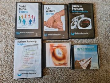 4 DVD en 2 cd van Open Circles Academy beschikbaar voor biedingen