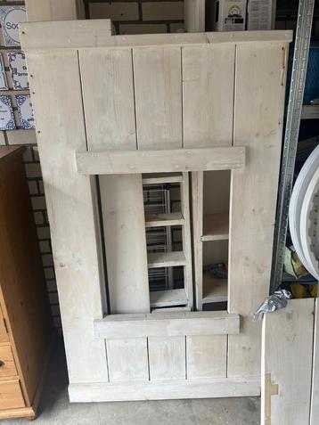 Hoogslaper steigerhout of gewoon steigerhouten planken beschikbaar voor biedingen
