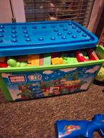 Grote bak mega blocks met tafel en kar, Ophalen of Verzenden, Zo goed als nieuw