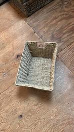 Rieten mand, Huis en Inrichting, Woonaccessoires | Schalen en Manden, Gebruikt, Mand, Ophalen of Verzenden, Riet