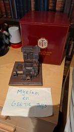 Disney Hollywood Tower Hotel beeld, Ophalen of Verzenden, Overige figuren, Zo goed als nieuw, Beeldje of Figuurtje