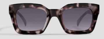 NA-KD zonnebril grijs - Square Frame Sunglasses beschikbaar voor biedingen