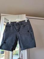 Zwarte korte broek maat 36/38 taille 82cm  bershka, Zwart, Ophalen of Verzenden, Zo goed als nieuw, Bershka