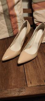 12cm Pumps Maat 46 - Beige, Kleding | Dames, Schoenen, Beige, Onbekend, Zo goed als nieuw, Pumps