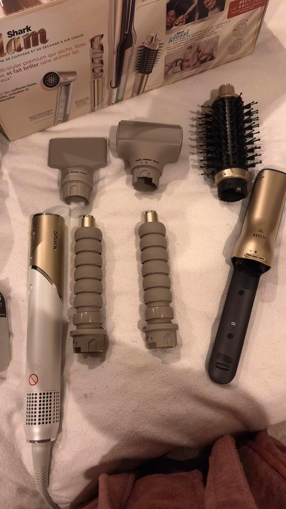 Shark Glam 5-in-1 Haarstyling Set kersttip 🎅, Witgoed en Apparatuur, Persoonlijke-verzorgingsapparatuur, Zo goed als nieuw, Haarverzorging