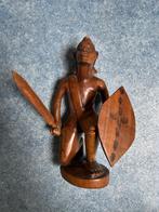 Knielende Masai krijger met zwaard en schild, Antiek en Kunst, Kunst | Niet-Westerse kunst, Ophalen of Verzenden