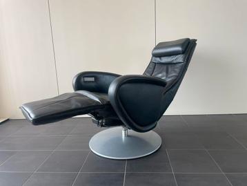 Mooie elektrische zwarte leren relax fauteuil / relax stoel beschikbaar voor biedingen