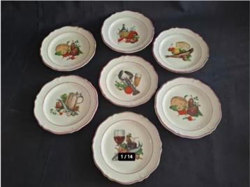 Boxed Set 7 antique plates, Food and drink motif designs 35 beschikbaar voor biedingen