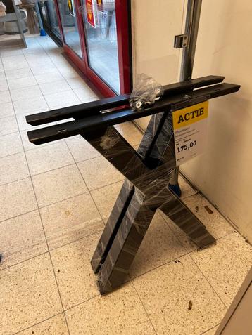 Tafelpoten beschikbaar voor biedingen