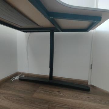 In hoogte verstelbaar bureau - in goede staat - afbeelding 5
