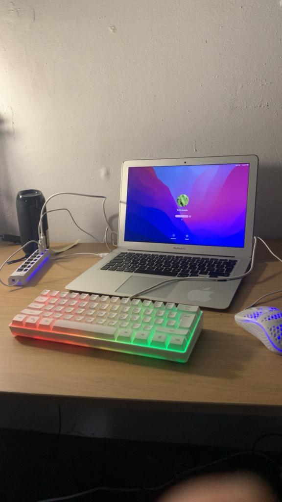 MacBook Air (13-inch, 2017), Computers en Software, Desktop Pc's, Zo goed als nieuw, 2 tot 3 Ghz, SSD, 8 GB, Virtual Reality, Ophalen