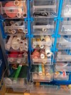 Sorteerkast vol garen en naaimachine benodigd heden, Ophalen of Verzenden, Kraal