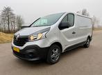 Zeer nette Renault Trafic 1.6 DCI L1H1 2015 (Marge), Auto's, Voorwielaandrijving, Euro 5, Stof, Zwart