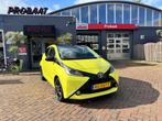 Toyota Aygo 1.0 VVT-i x-cite (bj 2017), Auto's, Toyota, Voorwielaandrijving, Gebruikt, Euro 6, Overige kleuren