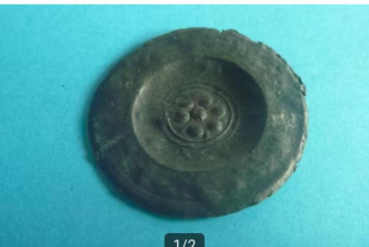 Bordje. Kinderspeelgoed.Bodemvondst. 17e eeuw, Antiek en Kunst, Antiek | Tin, Ophalen of Verzenden