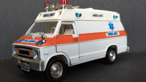 Dodge Van Ambulance 1:34 Polistil Italy Pol, Hobby en Vrije tijd, Modelauto's | 1:24, Zo goed als nieuw, Overige merken, Ophalen of Verzenden