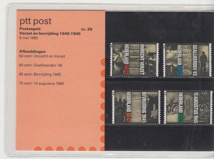 Postzegelmapje Verzet en bevrijding 1940-1945, Postzegels en Munten, Postzegels | Nederland, Postfris, Na 1940, Verzenden