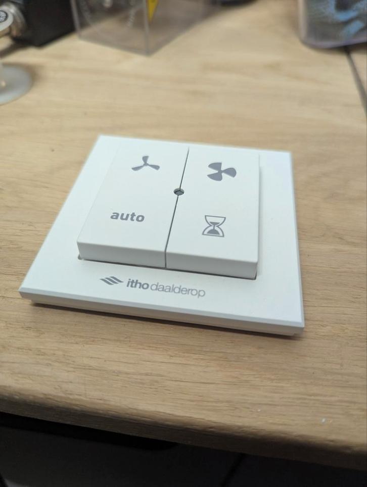 Nieuwe RFT-N 04-00161 Bedieningen CVE HRU WTW Itho Daalderop, Doe-het-zelf en Verbouw, Ventilatie en Afzuiging, Nieuw, Ventilator en Afzuiger