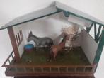 Kerststal of paardenstal 45 bij 25 CM hoogte 31 cm, Ophalen of Verzenden, Zo goed als nieuw