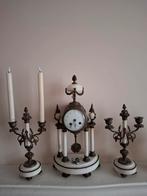 Schouw haard stel kandelaren en klok, Ophalen