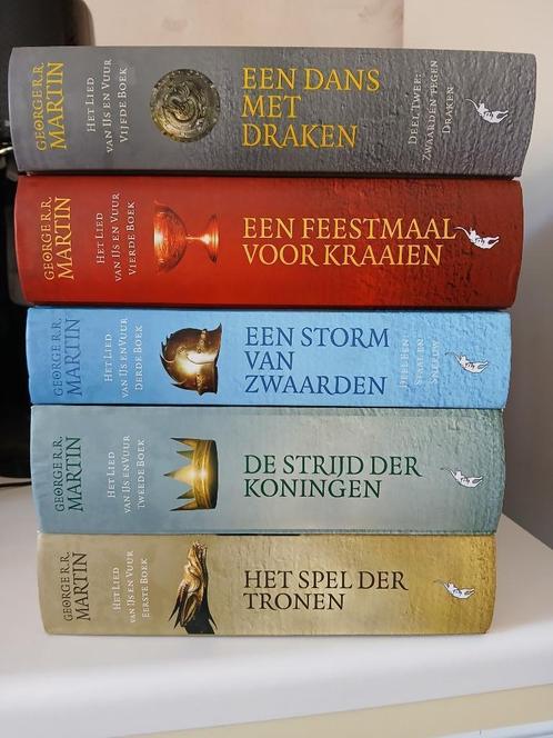 George R.R. Martin -  Serie: Het lied van IJs en Vuur, Boeken, Fantasy, Zo goed als nieuw, Ophalen of Verzenden