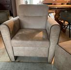 Mooie fauteuil met hocker, Ophalen, Gebruikt, Stof, 75 tot 100 cm