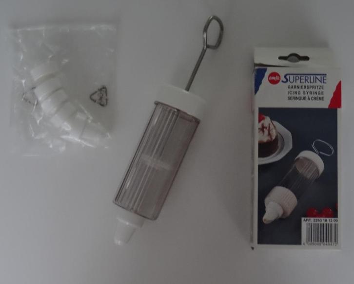 Ongebruikte Emsa garneerspuit +6 spuitmondjes + deegschraper, Hobby en Vrije tijd, Taarten en Cupcakes maken, Nieuw, Versiering