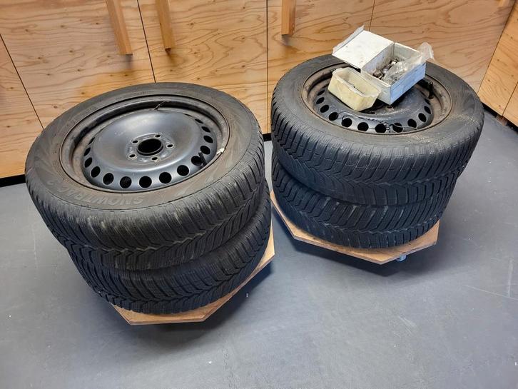 Winterbanden op stalen velg 205/55R16, Auto diversen, Overige Auto diversen, Ophalen