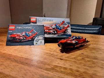 Lego technic powerboat 42089