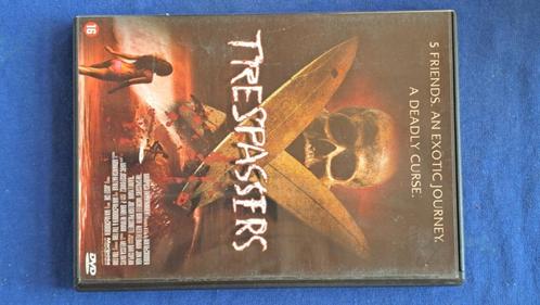 Trespassers, Cd's en Dvd's, Dvd's | Horror, Zo goed als nieuw, Vampiers of Zombies, Ophalen of Verzenden