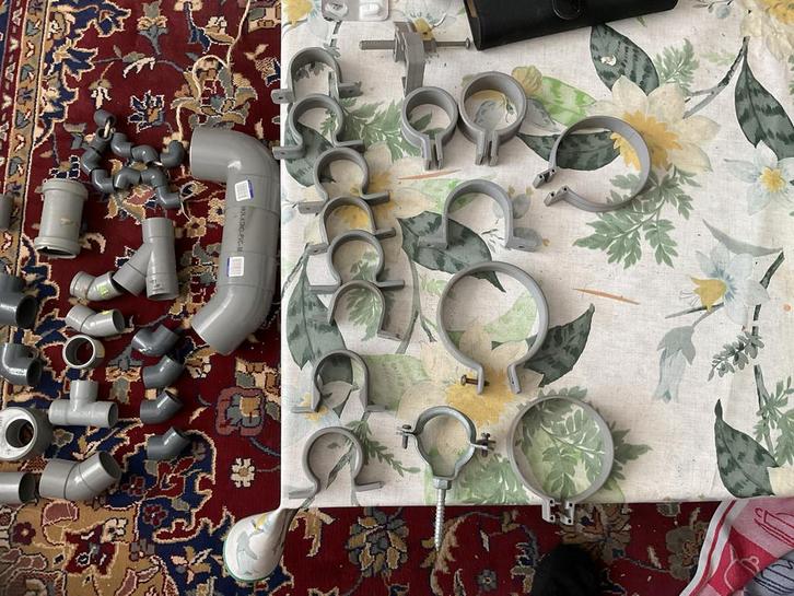 PVC buizen en fittingen - Diverse maten, Doe-het-zelf en Verbouw, Buizen en Afvoer, Gebruikt, Afvoer, Pvc, Minder dan 2 meter