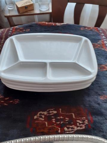 Susie Borden Set: Borden, Dienbladen & Servethouder beschikbaar voor biedingen