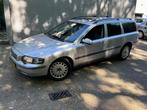 Volvo V70 2.4 T Comfort Line / NIEUWE APK / AUTOMAAT / RIJDT, Leder en Stof, V70, 2435 cc, 1570 kg