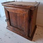 Antiek/Brocante houten hangkast, Landelijk wandkastje, Ophalen