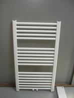 Badkamer radiator 60 cm breed x 97 cm hoog met midden onder, Ophalen of Verzenden, Nieuw