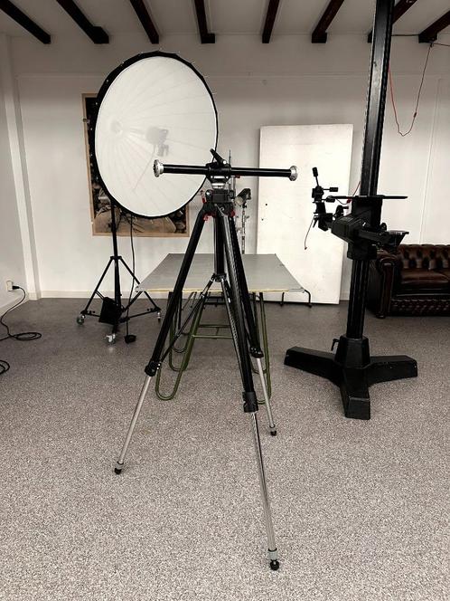 Manfrotto 058B Triaut Statief, Audio, Tv en Foto, Fotografie | Statieven en Balhoofden, Gebruikt, Driepoot, 175 cm of meer, Ophalen