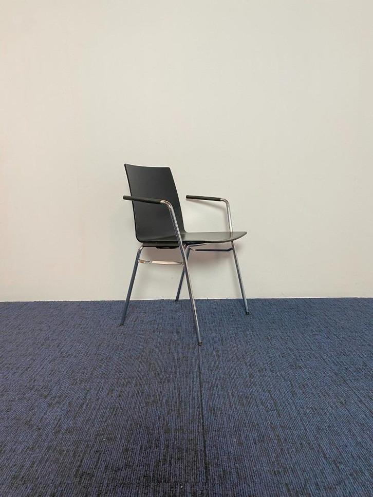 8x Vergaderstoel Wiesner Hager 6351-200, zwart, chroom frame, Huis en Inrichting, Stoelen, Gebruikt, Vijf, Zes of meer stoelen