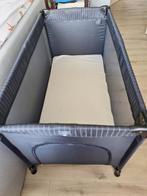 Prenatal campingbedje met matras, Kinderen en Baby's, Babywiegjes en Ledikanten, Ophalen, Zo goed als nieuw, Reisbedje