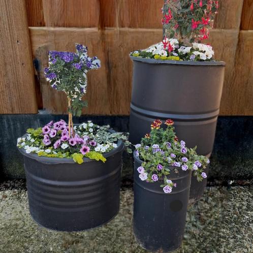 Diverse bloembakken, Tuin en Terras, Bloembakken en Plantenbakken, Zo goed als nieuw, Minder dan 60 cm, Rond, Ophalen