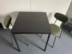 Kleine Eettafel met 2 Stoelen - IKEA SANDSBERG + OSTANO, Huis en Inrichting, Tafels | Eettafels, Ophalen, 50 tot 100 cm, Vierkant