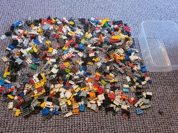 Partij 15x Lego zakjes met plaatjes aangepast 1x1+1x2 beschikbaar voor biedingen