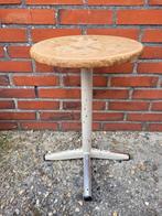 Vintage industriële hout/metalen kruk, Huis en Inrichting, Ophalen, Zo goed als nieuw, Hout