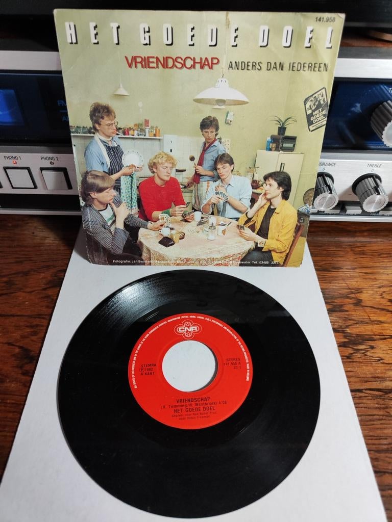 Het Goede Doel - Vriendschap Single, Cd's en Dvd's, Vinyl Singles, 7 inch, Single, Ophalen of Verzenden, Zo goed als nieuw