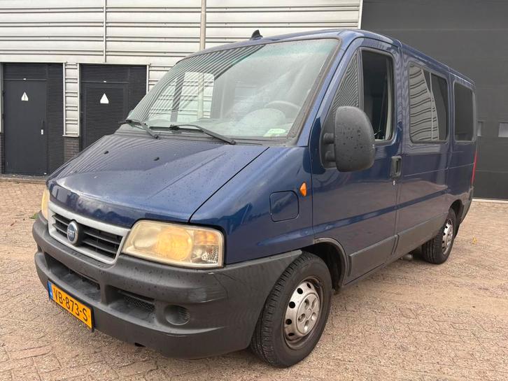 Fiat Ducato 2.8 JTD 2006 Automaat Invalide bus, Auto's, Bestelauto's, Bedrijf, Automaat, Geïmporteerd, Blauw, Zwart, Stof, Voorwielaandrijving